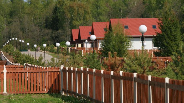 Россияне стали чаще бронировать загородные дома в двух регионах